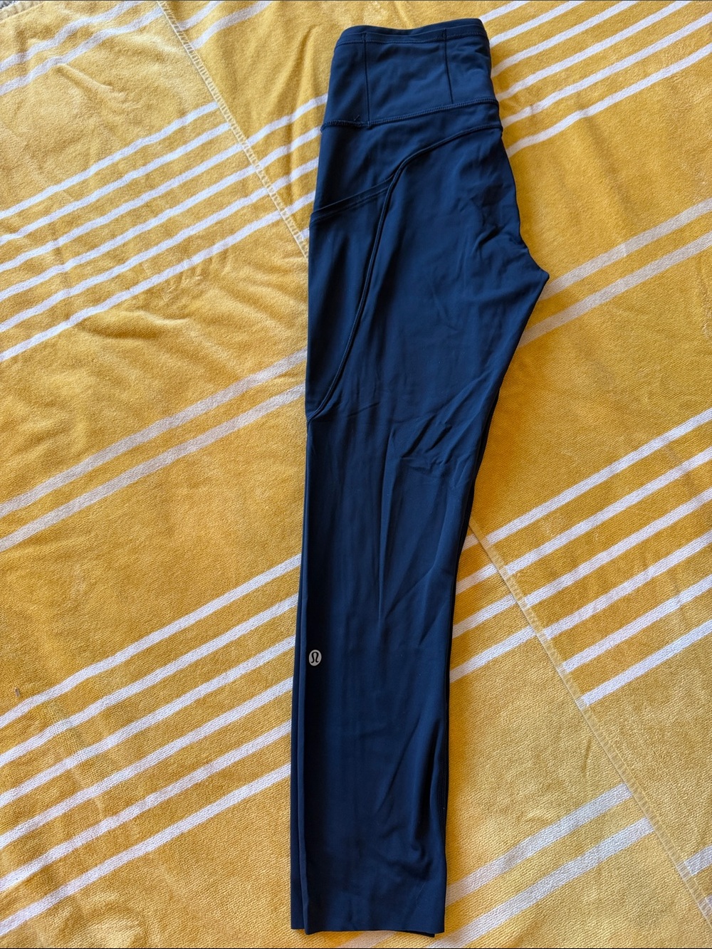 Lululemon Classic Navy Blue High-Waisted Capri Leggings
